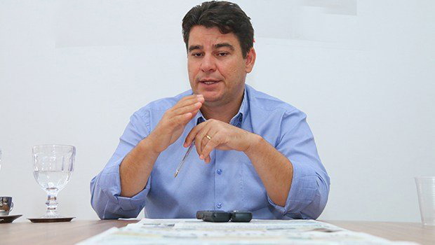 Fragilidade da gestão Valmir Pedro abre espaço para oposição vencer